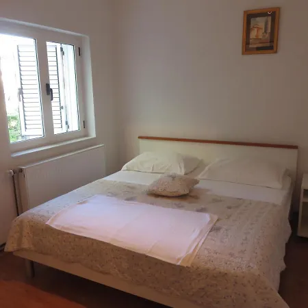 Apartment Tonka Pakostane
