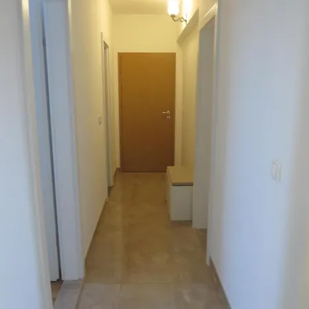 Tonka Apartment
