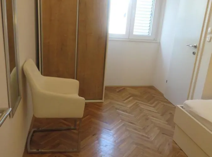 Tonka Pakoštane