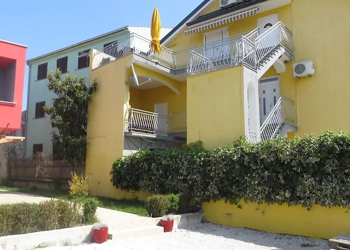 Tonka Апартаменты Пакоштане