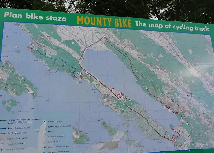 Tonka Пакоштане